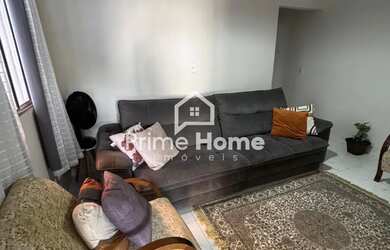 Imagem: A casa possui 3 Dormitórios, 2 Banheiros, 2 Vagas na garagem