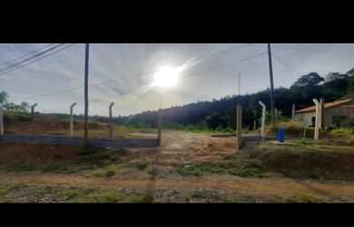 Imagem: O terreno possui 1.000m² de Área e está localizado em Piedade