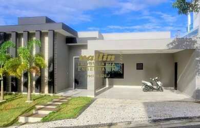 Imagem: A casa em condomínio possui 3 Dormitórios, 4 Banheiros, 4