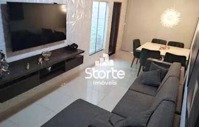 Imagem: A casa em condomínio possui 3 Dormitórios, 2 Banheiros, 2