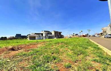 Imagem 8: Terreno de esquina a venda no Condominio Royal Garden no Pq Brasil 500...