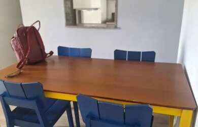 Imagem: O apartamento possui 2 Dormitórios, 1 Banheiro, 1 Vaga na garagem