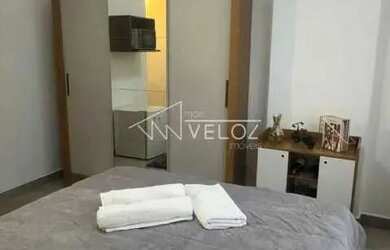 Imagem: O apartamento possui 1 Dormitório, 1 Banheiro, 19m² de Área