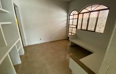 Imagem 15: Casa de lote inteiro na ilha por apenas 490 mil