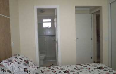 Imagem: O quarto está localizado em Santos, SP para alugar por R$700