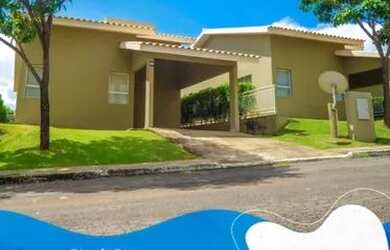 Imagem: A casa possui 3 Dormitórios, 2 Vagas na garagem e está localizado