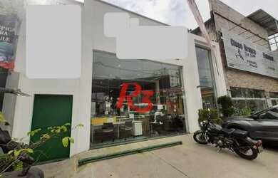 Imagem: O depósito possui 3 Vagas na garagem, 240m² de Área e está