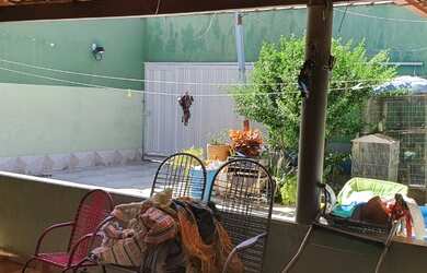 Imagem 5: Vendo no Arapoangas. 200m² de Área, 2 Banheirose3 Dormitórios