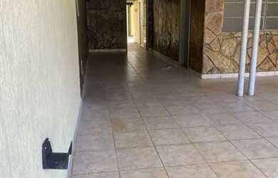 Imagem 4: Alugo casa na QNA 25 da frente Não é sozinha no lote