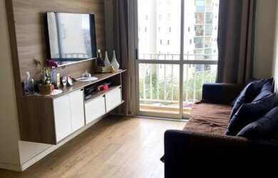 Imagem: O apartamento possui 2 Dormitórios, 1 Banheiro, 1 Vaga na garagem