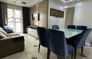 Imagem: O apartamento possui 3 Dormitórios, 1 Banheiro, 1 Vaga na garagem