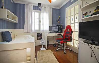 Imagem 12: Sobrado para venda possui 238 metros quadrados com 3 quartos em Planalto Paulista - São Pa