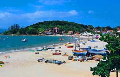 Imagem: A casa possui 3 Dormitórios, 2 Vagas na garagem e está localizado