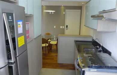 Imagem: O apartamento possui 1 Dormitório, 1 Banheiro, 1 Vaga na garagem