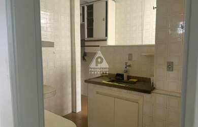 Imagem 13: Privilégio imóveis vende : Excelente sala quarto, com ótima localização