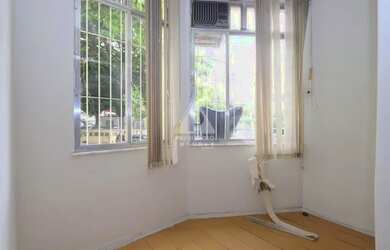 Imagem 6: Apartamento de quarto e sala no Flamengo. Pertíssimo do metrô. Entrar e morar