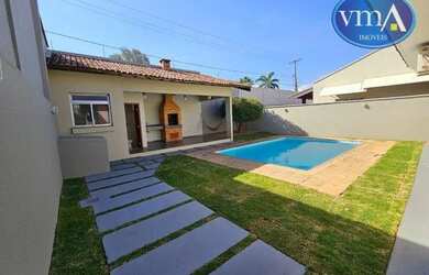 Imagem: A casa em condomínio possui 3 Dormitórios, 4 Banheiros, 2