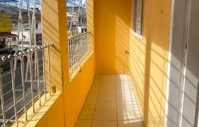 Imagem: A casa possui 2 Dormitórios, 1 Banheiro e está localizado