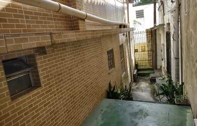 Imagem: A casa possui 1 Dormitório, 1 Banheiro, 17m² de Área e está