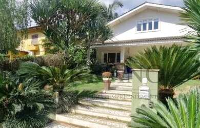 Imagem: A casa em condomínio possui 5 Dormitórios, 4 Banheiros, 4