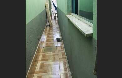 Imagem 3: Vendo no Arapoangas. 200m² de Área, 2 Banheirose3 Dormitórios