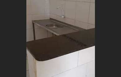 Imagem: A kitnet possui 1 Dormitório, 1 Banheiro e está localizado