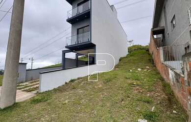 Imagem: O terreno possui 125m² de Área e está localizado em Sítio