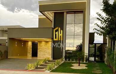 Imagem: A casa possui 3 Dormitórios, 4 Banheiros, 4 Vagas na garagem