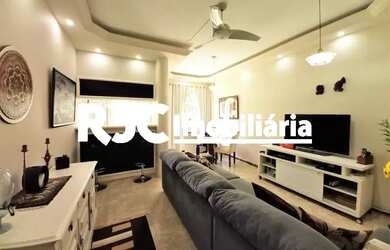 Imagem: O apartamento possui 4 Dormitórios, 3 Banheiros, 1 Vaga na