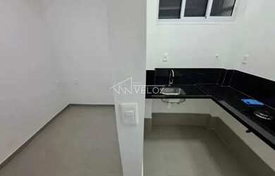 Imagem 9: Kitnet/Conjugado - / Residencial / Glória