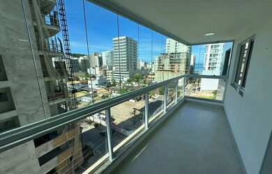 Imagem: O apartamento possui 2 Dormitórios, 1 Banheiro, 2 Vagas na