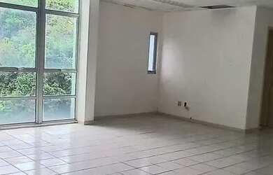 Imagem 7: ALUGO SALA COM 654 M2 NO Itaigara - Salvador - BA