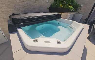 Imagem 4: Blue Houses, 4 amplas Suítes, PISCINA, ACEITA DEPÓSITO