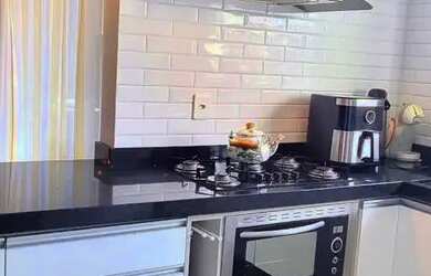 Imagem 5: Vendo essa casa bem localizada no bairro Parque Dez! Aceito Negócio