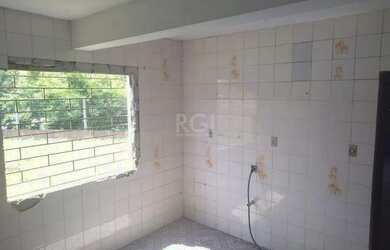 Imagem 6: Casa para Venda com 2 dormitórios e 3 vagas no bairro Belém Novo