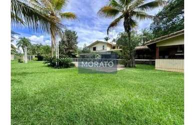 Imagem: A casa possui 5 Dormitórios, 5 Banheiros, 5 Vagas na garagem