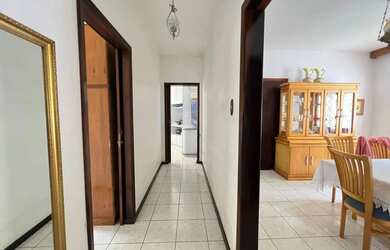 Imagem 7: Casa muito bem localizada no Centro de Criciúma