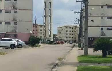 Imagem: O apartamento possui 2 Dormitórios, 1 Banheiro, 1 Vaga na garagem