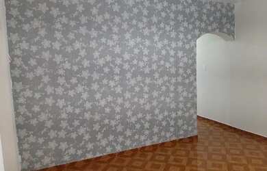 Imagem: A casa possui 2 Dormitórios, 1 Banheiro, 5 Vagas na garagem