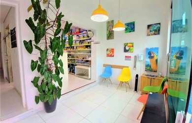 Imagem: A casa possui 2 Dormitórios, 1 Banheiro, 283m² de Área e