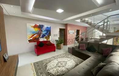 Imagem: A casa em condomínio possui 4 Dormitórios, 5 Banheiros, 5