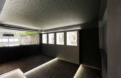 Imagem: A casa em condomínio possui 5 Dormitórios, 5 Banheiros, 2