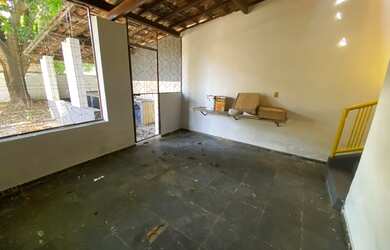 Imagem 10: Casa de lote inteiro na ilha por apenas 490 mil