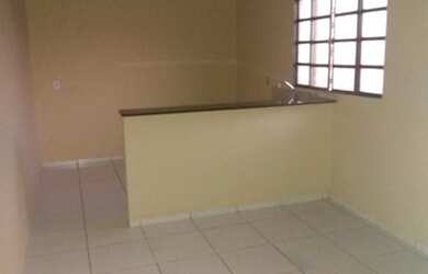 Imagem: A casa possui 1 Dormitório e está localizado em Nova Lima