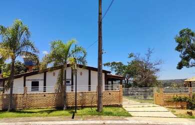 Imagem: A casa em condomínio possui 1 Dormitório, 1 Banheiro, 4 Vagas