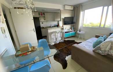Imagem 2: PORTO ALEGRE - Apartamento Padrão - Azenha