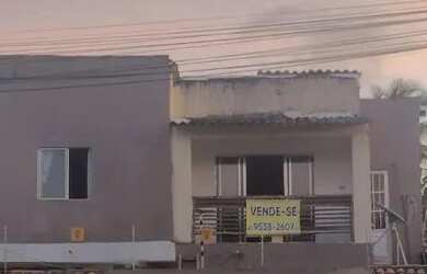 Imagem: A casa possui 5 Dormitórios, 3 Banheiros, 5 Vagas na garagem