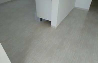 Imagem: A casa possui 2 Dormitórios, 1 Banheiro, 2 Vagas na garagem