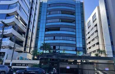 Imagem: O apartamento possui 3 Dormitórios, 4 Banheiros, 3 Vagas na