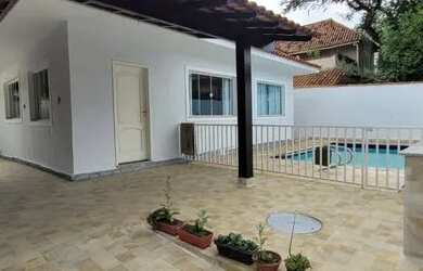 Imagem: A casa em condomínio possui 2 Dormitórios, 3 Banheiros, 2